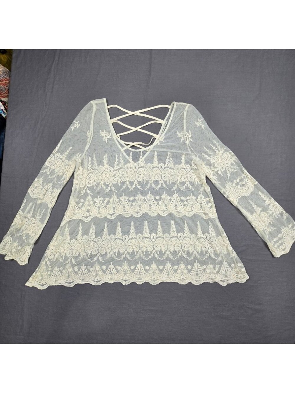 American Rag Romantic L/XL Sheer Lace Long Sleeve Top Cream Floral V-Neck Boho